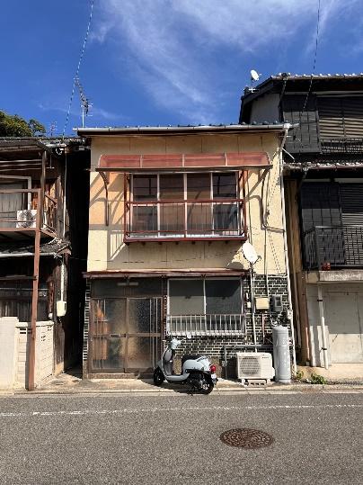 潮彩の外観